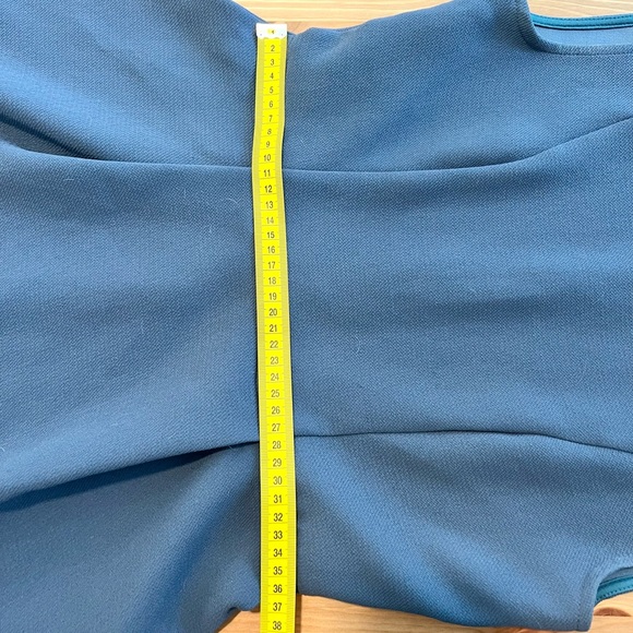 High low dress - Picture 2 of 7